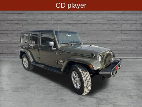 Used 2015 Jeep Wrangler Unlimited Sahara w/ Connectivity Group AWD/4WD image 6