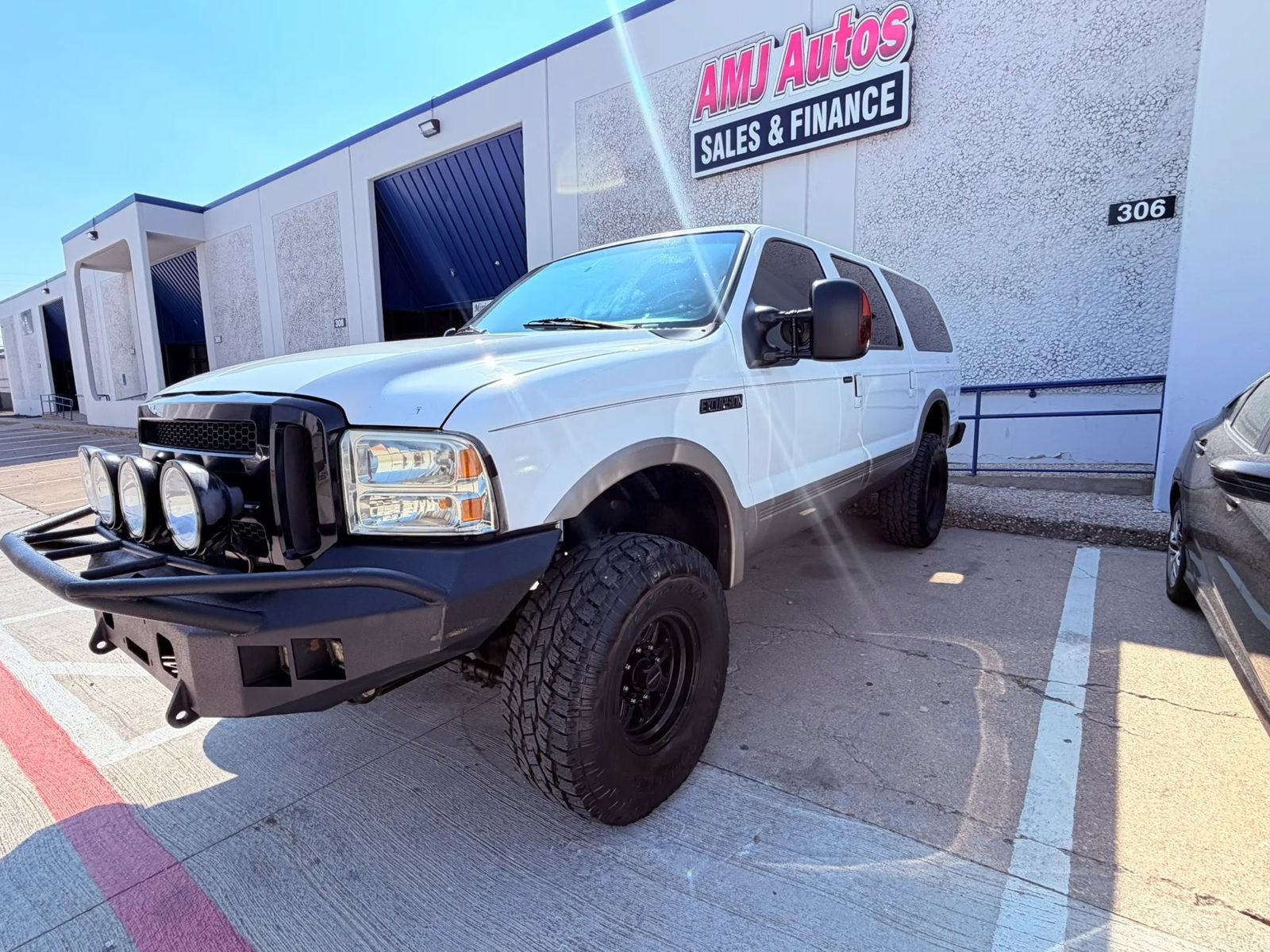 Used 2005 Ford Excursion Eddie Bauer AWD/4WD image 1