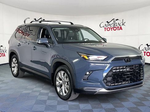 Used 2026 Toyota Grand Highlander FWD image 3