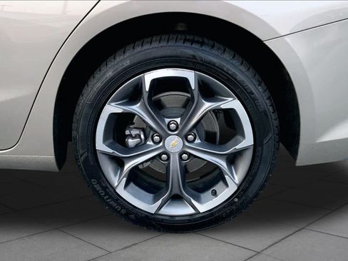 Used 2024 Chevrolet Malibu LT FWD image 11