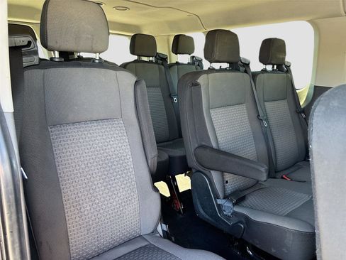 Used 2023 Ford Transit 350 XLT image 27