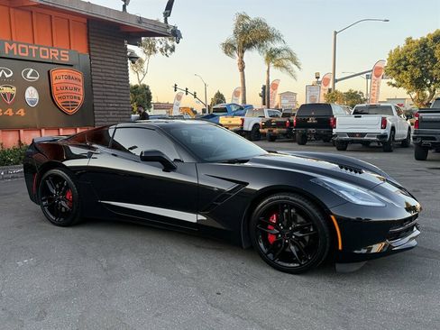 Used 2019 Chevrolet Corvette Stingray Coupe w/ Carbon Flash Badge Package RWD image 18