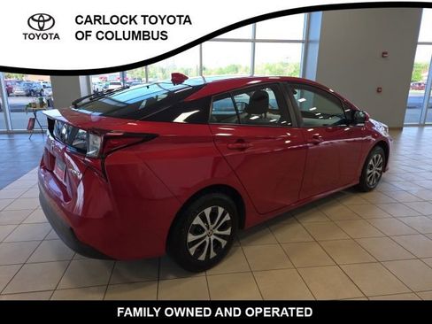 Used 2020 Toyota Prius LE AWD/4WD image 7