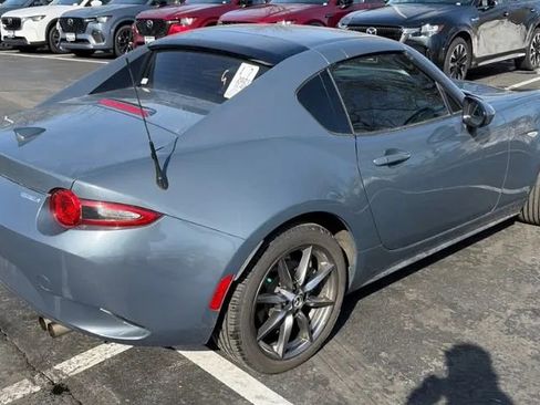 Used 2021 MAZDA MX-5 Miata RF Grand Touring image 2