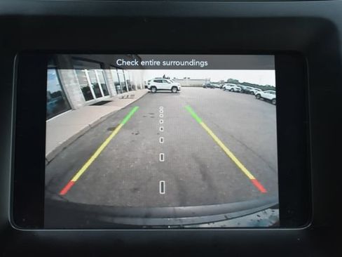 Used 2021 Jeep Cherokee Latitude Plus AWD/4WD image 29