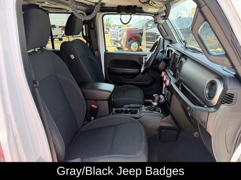 Used 2021 Jeep Wrangler Unlimited Sport AWD/4WD image 36