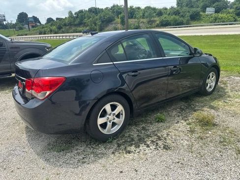 Used 2014 Chevrolet Cruze LT FWD image 3