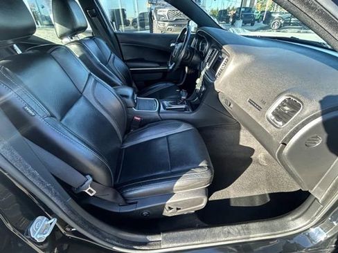Used 2021 Dodge Charger SXT w/ Leather Interior Group image 17