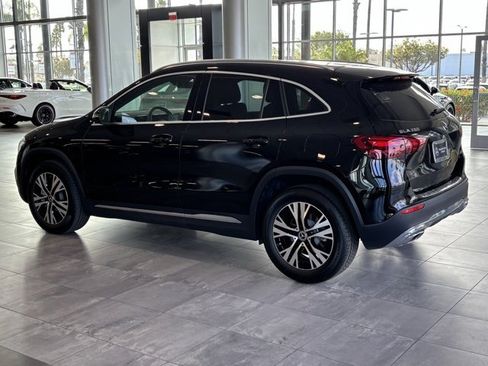 Certified 2025 Mercedes-Benz GLA 250 image 6