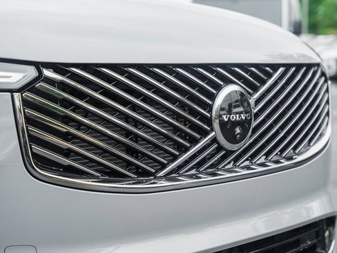 New 2026 Volvo XC90 B6 Plus w/ Protection Package Premier image 11