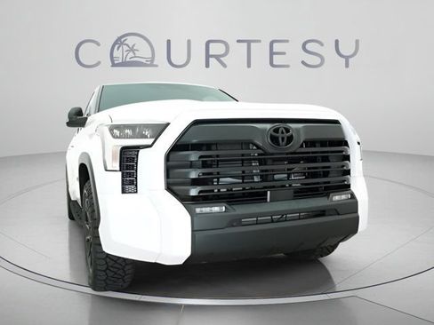 Used 2025 Toyota Tundra SR5 w/ SR5 Premium Package RWD image 22