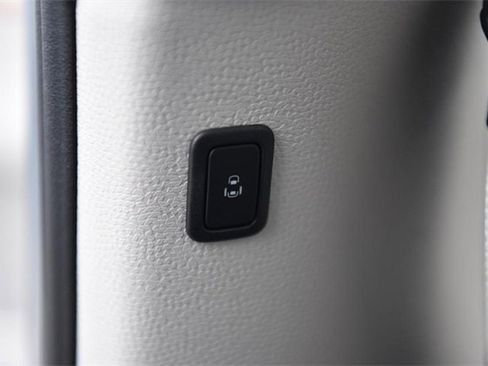 New 2025 Volkswagen ID. Buzz 1st Edition image 26