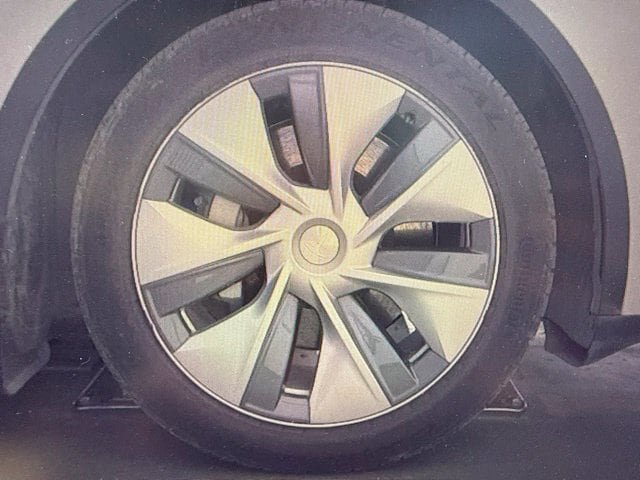 Used 2023 Tesla Model Y Long Range AWD/4WD image 8