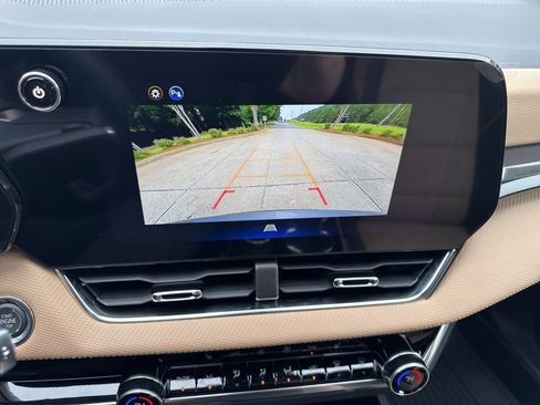New 2026 Chevrolet Equinox ACTIV AWD/4WD image 32