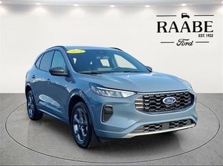 Used 2023 Ford Escape ST-Line w/ Tech Pack #1 video 1