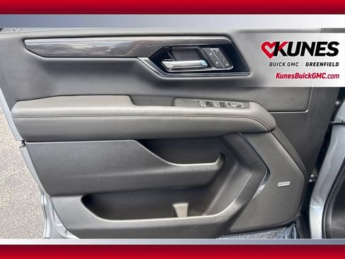 New 2026 GMC Yukon Elevation AWD/4WD image 16