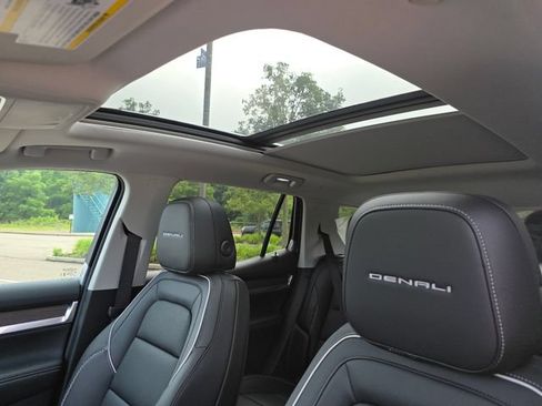 New 2027 GMC Terrain Denali AWD/4WD image 4