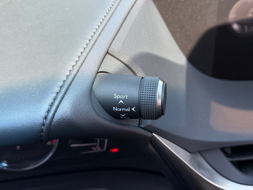Used 2020 Lexus ES 350 w/ Accessory Package 2 FWD image 29