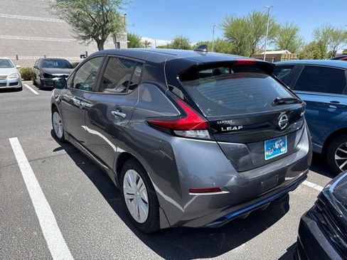 Used 2018 Nissan Leaf S w/ S Charge Package FWD image 3