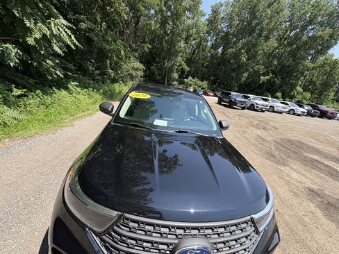Used 2021 Ford Explorer 4WD image 32