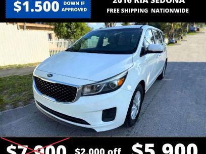 Used 2016 Kia Sedona L