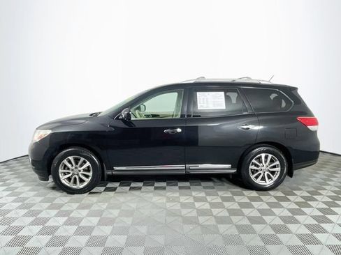 Used 2015 Nissan Pathfinder SL w/ SL Tech Package FWD image 5