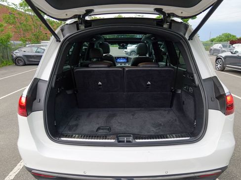 Used 2024 Mercedes-Benz GLS 450 4MATIC image 54