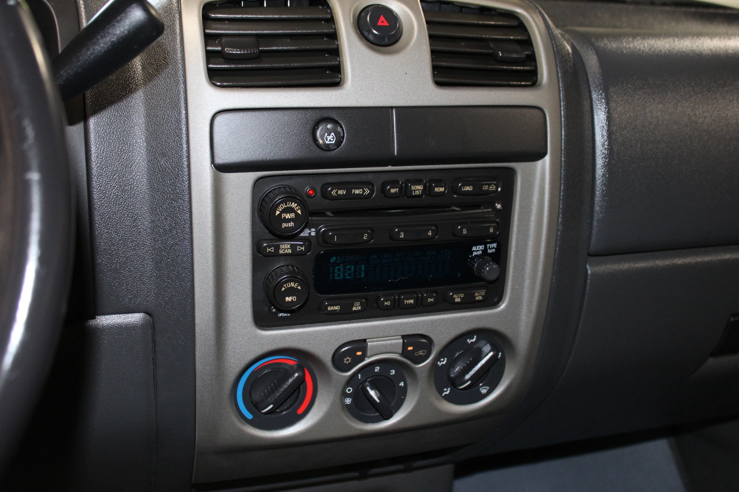 Used 2005 GMC Canyon SLE w/ Safe And Sound Package RWD image 15