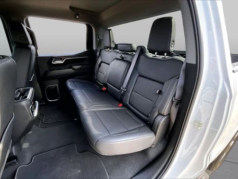 Used 2026 GMC Sierra 1500 SLT RWD image 21