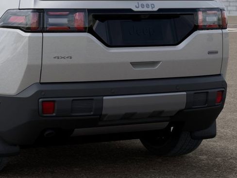 New 2026 Jeep Cherokee Overland w/ Trailer Tow Group AWD/4WD image 13