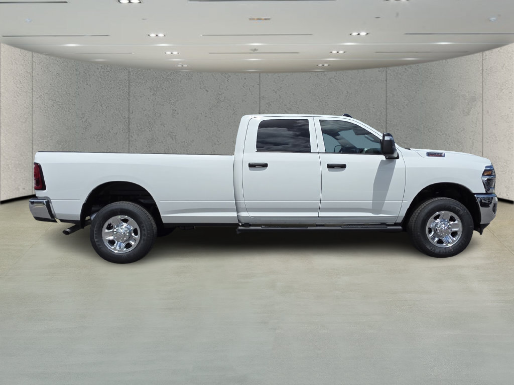 New 2026 RAM 2500 Tradesman AWD/4WD image 3