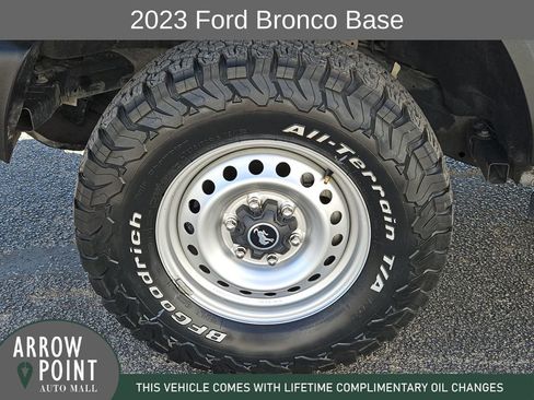 Used 2023 Ford Bronco 4-Door image 16