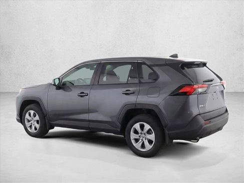 Used 2023 Toyota RAV4 LE AWD/4WD image 5