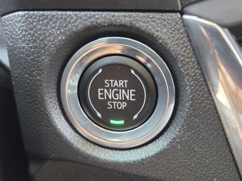 Certified 2025 Buick Encore GX Sport Touring w/ Comfort Package FWD image 30