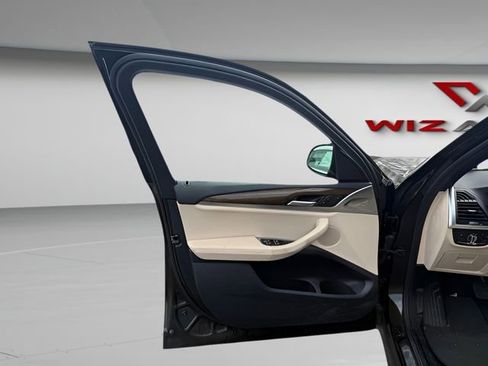 Used 2019 BMW X3 xDrive30i w/ Driving Assistance Package image 14