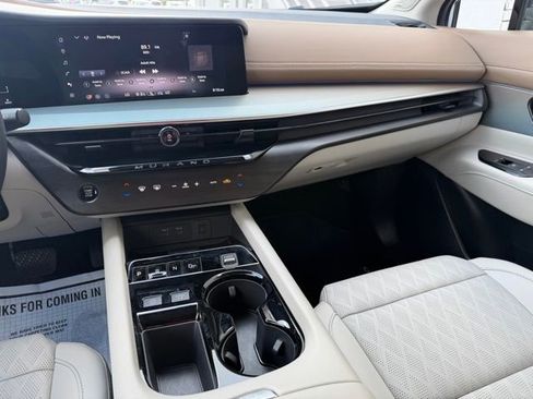 Certified 2026 Nissan Murano Platinum w/ Cargo Package image 28