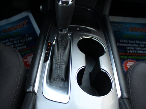 Used 2017 Chevrolet Malibu LT image 26