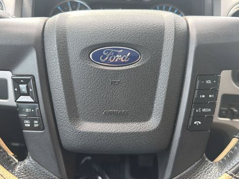 Used 2011 Ford F150 Lariat w/ Lariat Chrome Pkg AWD/4WD image 25