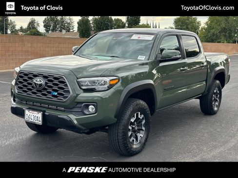 Certified 2022 Toyota Tacoma TRD Off-Road w/ Technology Package AWD/4WD image 1