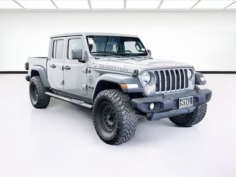 Used 2020 Jeep Gladiator Sport w/ Quick Order Package 24S AWD/4WD image 3
