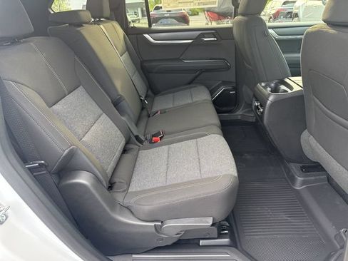 New 2026 GMC Acadia Elevation w/ LPO, Floor Liner Package AWD/4WD image 26