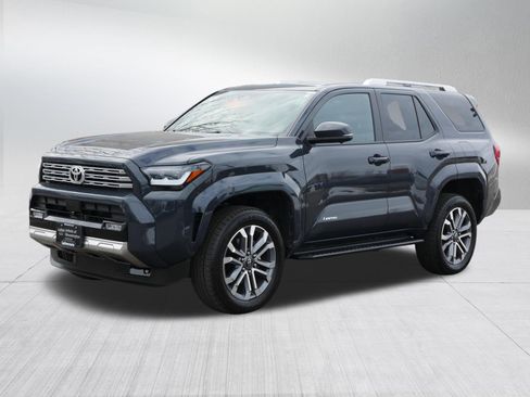 Used 2025 Toyota 4Runner Limited image 3