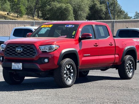 Used 2020 Toyota Tacoma TRD Off-Road w/ Technology Package AWD/4WD image 7