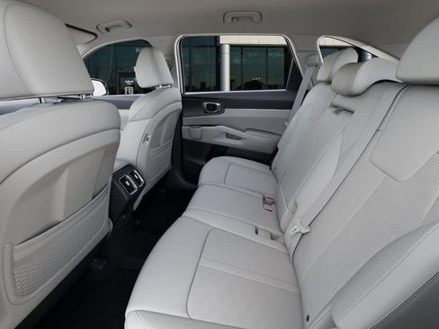 New 2026 Kia Sorento S image 18
