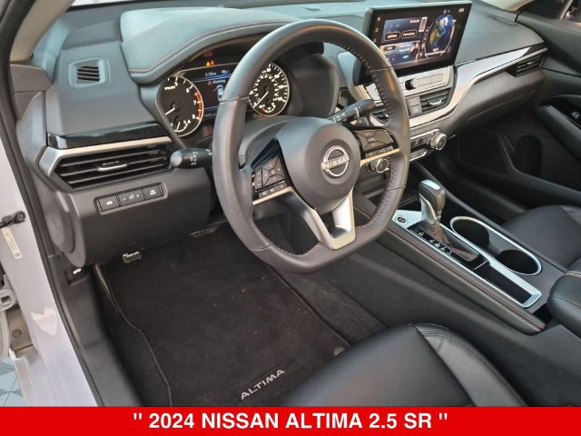 Certified 2024 Nissan Altima 2.5 SR w/ SR Premium Package FWD image 18