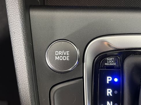 Used 2023 Hyundai Kona SEL image 24