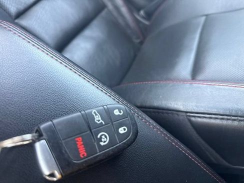 Used 2024 Dodge Durango GT AWD/4WD image 19