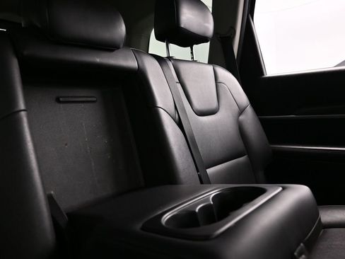 Used 2022 Kia Telluride LX image 20