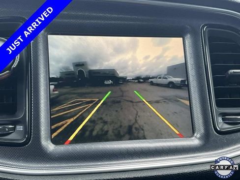 Used 2015 Dodge Challenger R/T Plus image 29