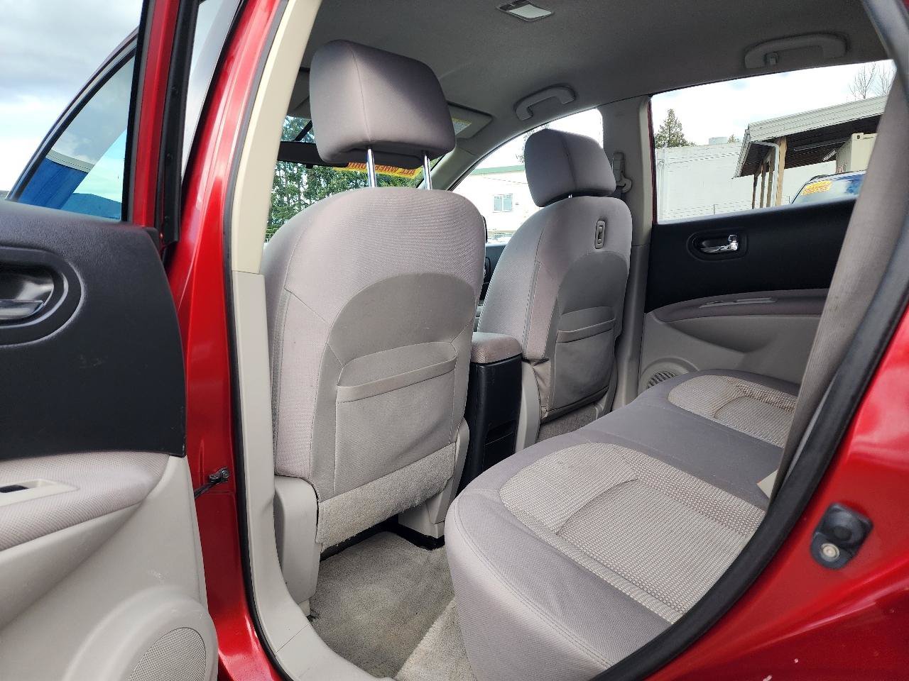 Used 2011 Nissan Rogue SV AWD/4WD image 20